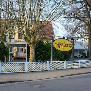  Värdshus Restaurant Trocadero